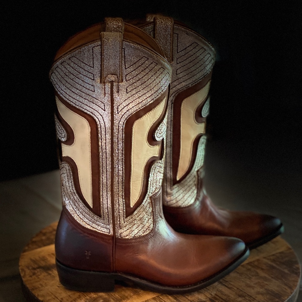 FRYE NWT and Box Billy Underlay Pull-On Boots